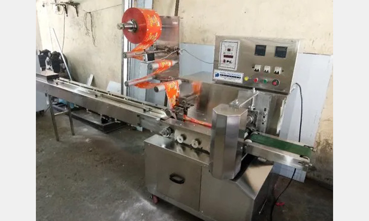 Biscuit-Pouch-Packing-Machine