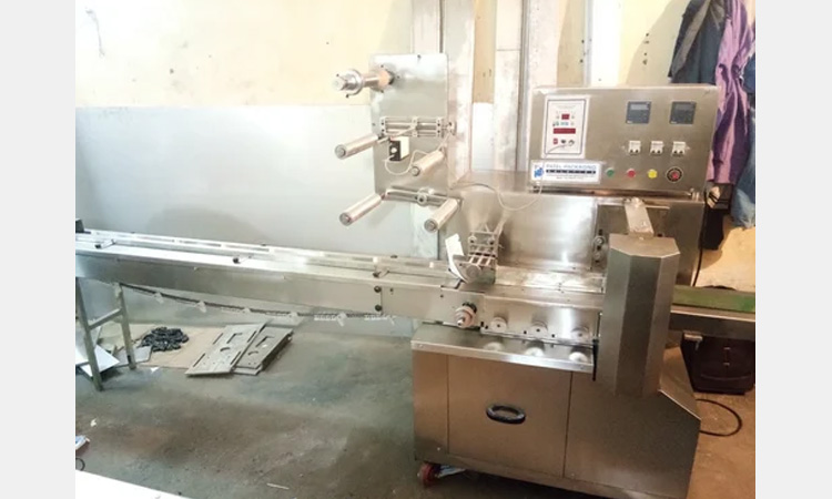 Injection-Packaging-Machine